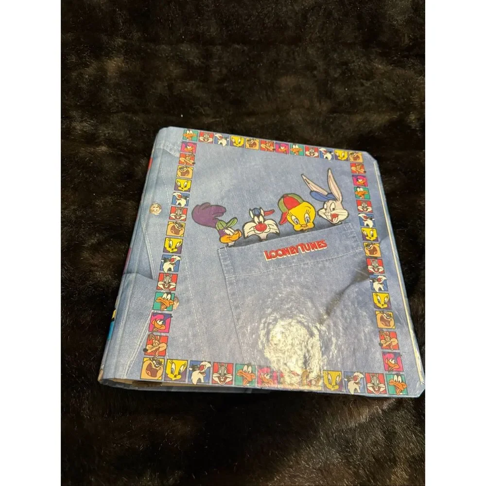 Vintage 1994 Looney Tunes Stuart Hall Pocket Folder road runner tweety bugs